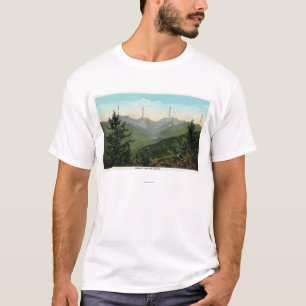 Ansicht von Mt. Marcy, hohlrückiges Pferd, T-Shirt