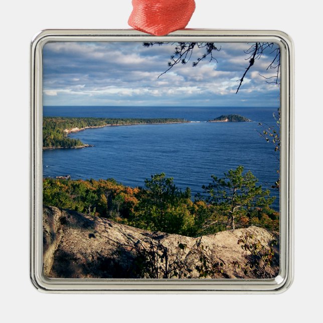 Ansicht von Sugarloaf Ornament Aus Metall (Vorne)