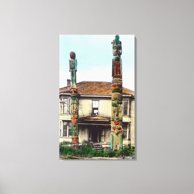 Ansicht von zwei TotempolesWrangell, AK Leinwanddruck (Vorderseite)