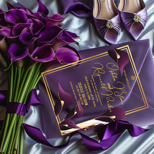 Anspruchsvolle Lila Calla Lily Wedding Acryleinladungen (Sophisticated Purple and Gold Calla Lily Acrylic Wedding Invitations/ In clear or frosted )