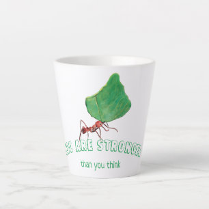 Ant mit einem großen Blatt Milchtasse