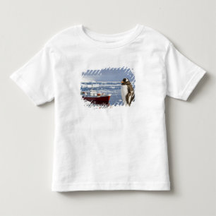 Antarktika, Neko Cove (Hafen). Gentoo Pinguin Kleinkind T-shirt