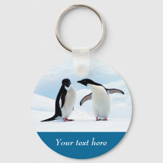 Antarktis Pinguin auf Eis personalisierter Text Schlüsselanhänger