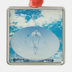 Antenne im Raum Silbernes Ornament