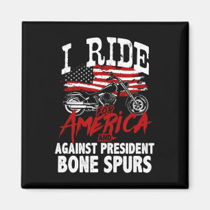 Anti-Trump-Biker leisten Widerstand gegen Präsiden Magnet