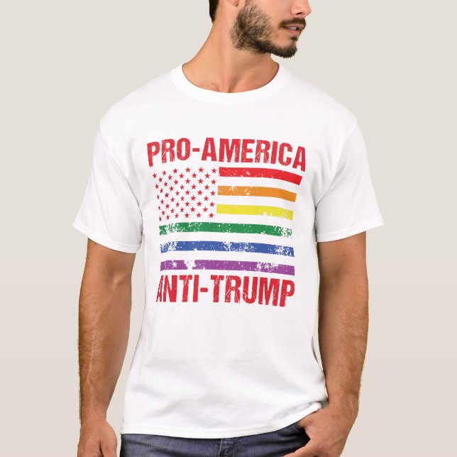Anti Trump LGBT Prix US Flag Pro America Liberale T-Shirt (Vorderseite)