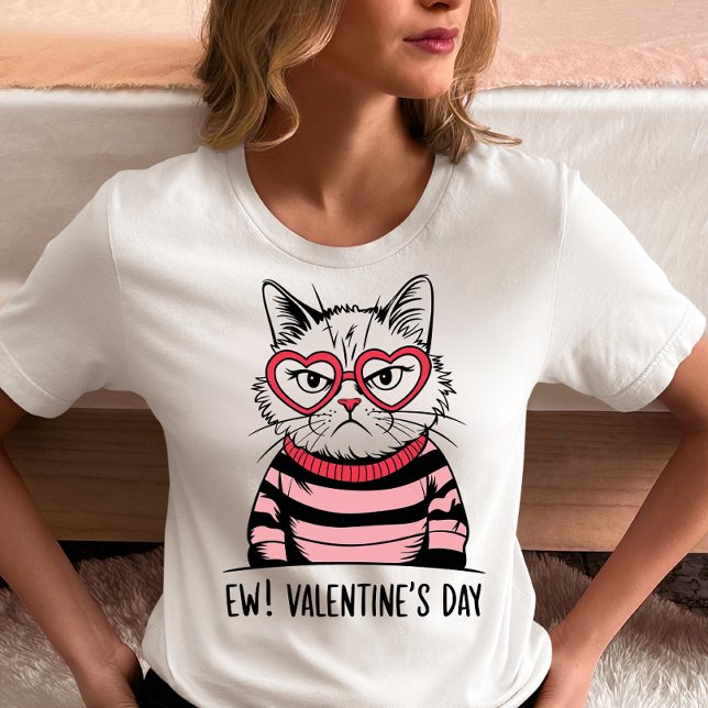 Anti-Valentine's Cat  T-Shirt (Von Creator hochgeladen)