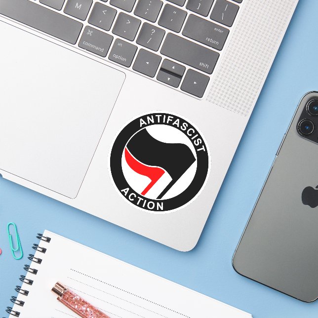 Antifascist Aufkleber (Laptop mit iPhone)