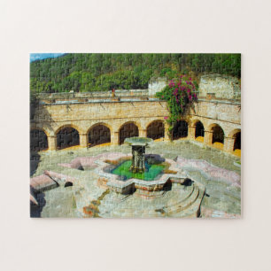 Antigua Merced-Klosterbrunnen. Puzzle
