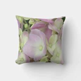 Antik Weiß und Dusty Pink Hydrangea Petals Kissen