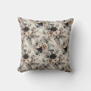 Antike Aquarell-Rosen in Beige, Schwarz, Creme Kissen