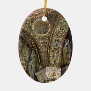 Antike Architektur, Dekorativer Bogen in einer Kir Keramikornament