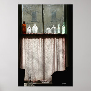 Antike Flaschen in Window, Carson City, Nevada Poster