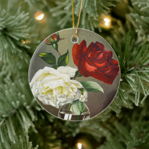 Antike Gartenrosen in einer Glasvase Keramik Ornament