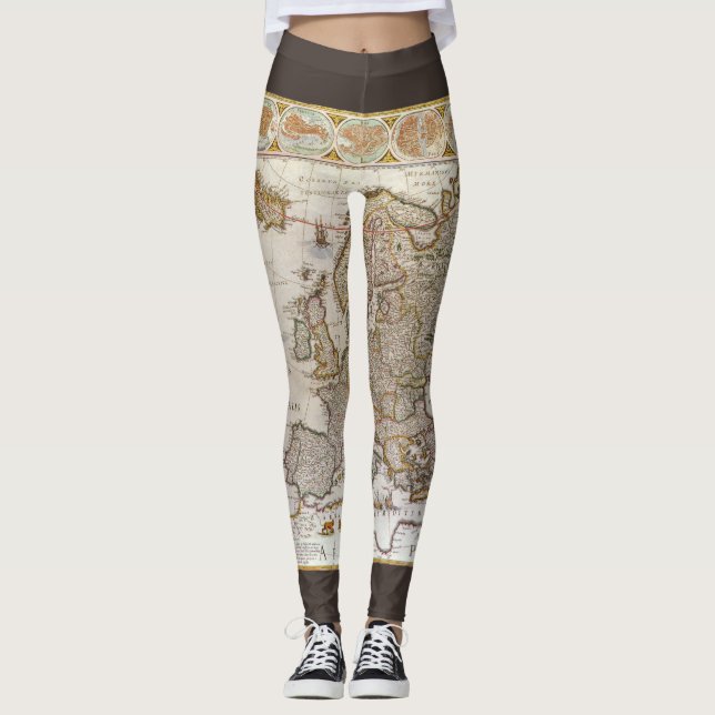 Antike Karte Europas von Willem Jansz Blaeu, c1617 Leggings (Vorderseite)