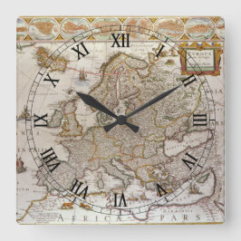 Antike Karte Europas von Willem Jansz Blaeu, c1617 Quadratische Wanduhr