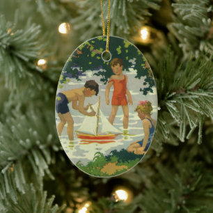 Antike Kinder, die Spielzeugsegelboote auf einem S Keramikornament