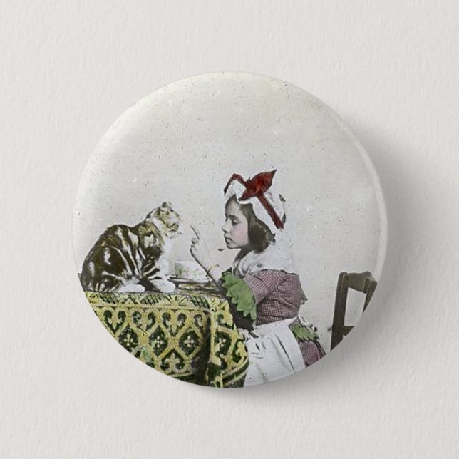 Antike Teeparty mit unartiger Kitty Button (Vorderseite)
