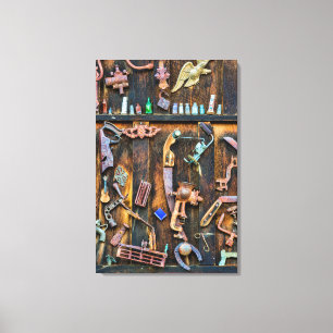 Antikensammlung an der Wand Leinwanddruck