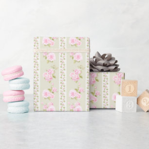 Antiker Blumenschabrack in Salbeigrün Geschenkpapier