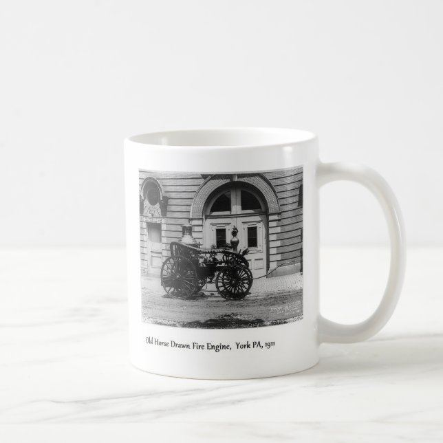 Antiker FeuerMotor und Firehouse Tasse (Rechts)