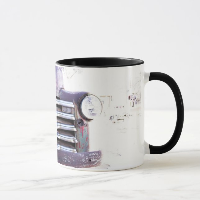 Antiker LKW mit festlicher Weihnachtsfeier Tasse (Rechts)