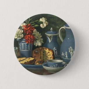 Antiker Nachmittagstee mit Kaffee, Kuchen, Tee und Button