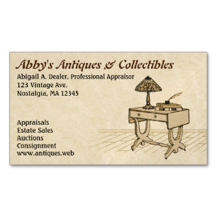Antiker Schreibtisch mit Lampe, Büchern und Stift Magnetische Visitenkarte