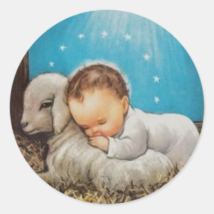 Antikes Baby schläft mit einem Lamm Runder Aufkleber
