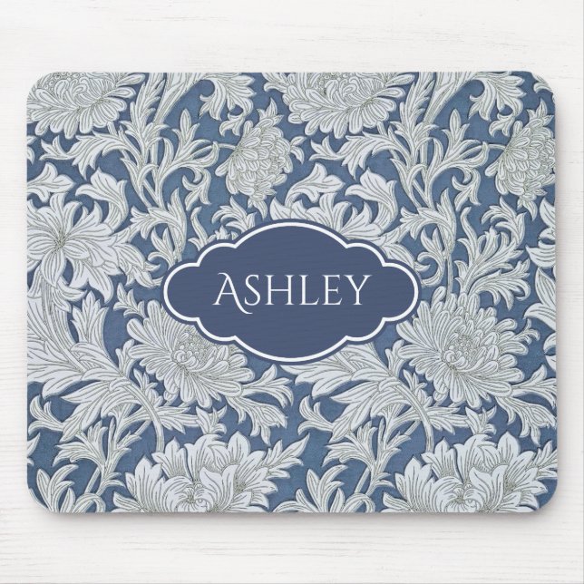 Antikes Blumen-Chrysanthemenmuster mit Monogramm Mousepad (Vorne)