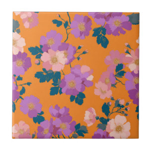 Antikes Farbmuster wilder Rosen Fliese