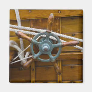 Antikes hölzernes Boot Magnet
