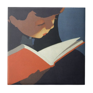 Antikes Kind liest ein Buch aus der Bibliothek Fliese