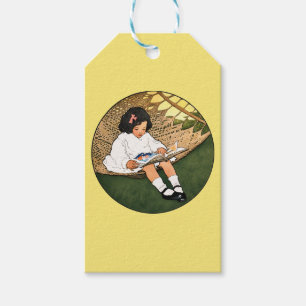 Antikes Mädchen beim Lesen in einer Hängematte  Geschenkanhänger