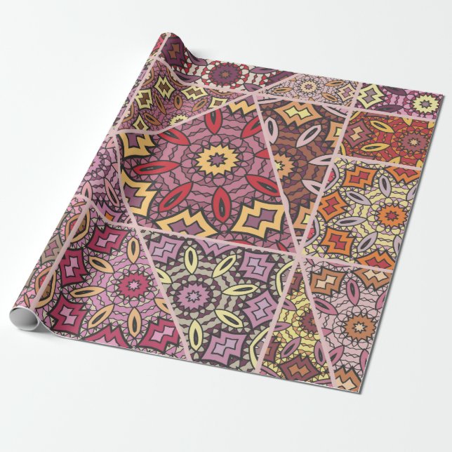 Antikes Patchwork-Quilt-Muster. Antike Dekoration Geschenkpapier (Ungerollt)