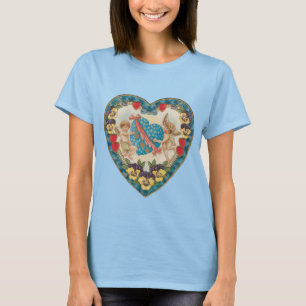 Antikes Valentinstag, Vintage-Engel in einem Herze T-Shirt
