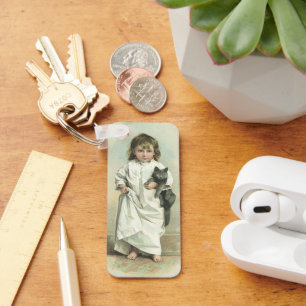 Antikes viktorianisches Mädchen in einem Nachthemd Schlüsselanhänger