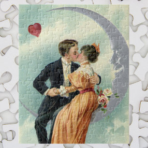 Antikes viktorianisches Paar küsst sich auf einer Puzzle
