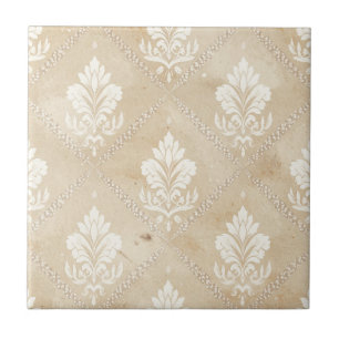 Antikes weißes Damast auf getöntem Sepia-Beige Fliese
