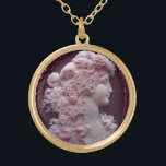ANTIQUE CAMEO, LADY MIT GRABEN UND GRAPEVINEN VERGOLDETE KETTE<br><div class="desc">Antiker Kammerjuwel mit einem schönen Frauenprofil mit langen Haaren verziert mit Trauben und Trauben für die Weinlese</div>