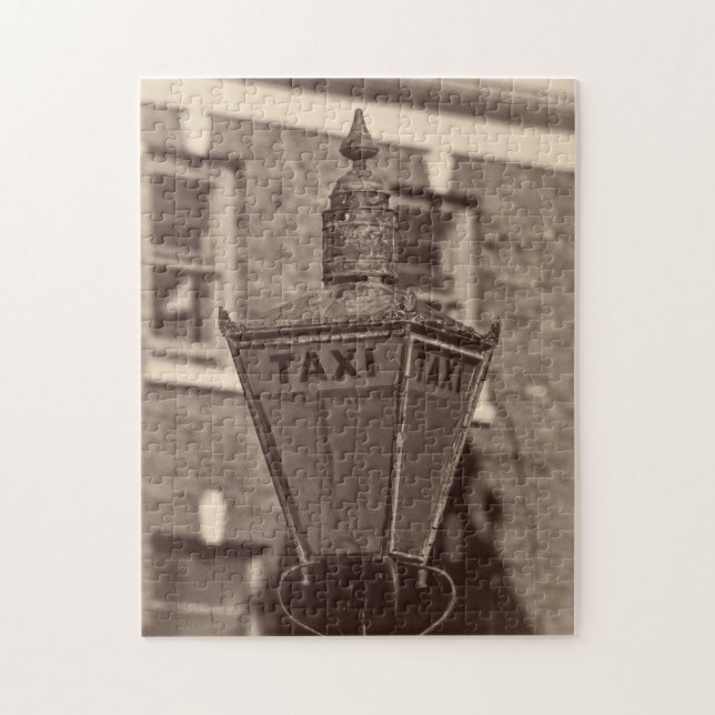 Antique Taxi Lamp - 11x14 - 252 Stück Puzzle (Vertikal)
