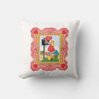 Antique Valentine Girl Kissen