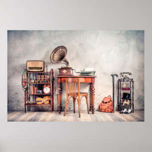 Antiquitätenstuhl, alte Schreibmaschine, Retroradi Poster