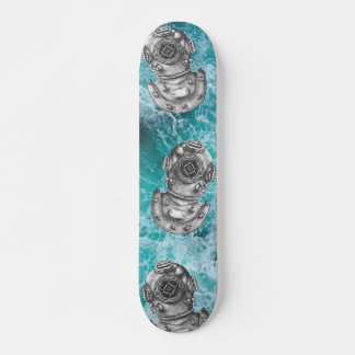 Antiquitätentauchhelm Skateboard