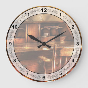 Anwalt - Ein Stuhl und ein Schreibtisch Große Wanduhr