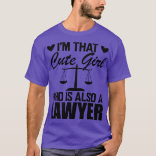 Anwältin Im niedlichen Mädchen, das auch Anwalt is T-Shirt