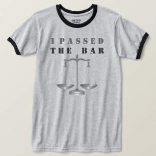 Anwaltsexamen bestanden T-Shirt