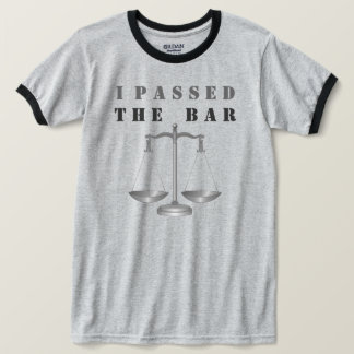 Anwaltsexamen bestanden T-Shirt