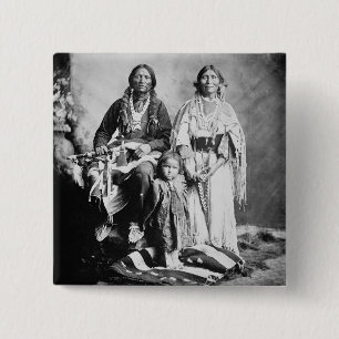 Apache HauptAntonio Maria mit seiner Familie, 1897 Button