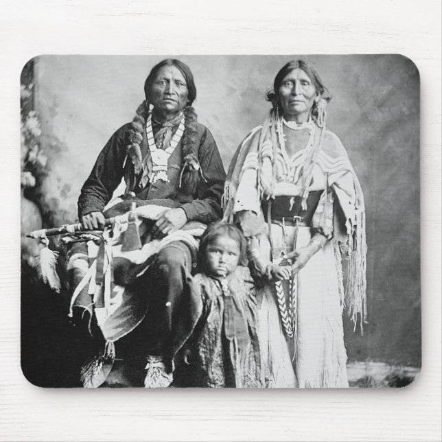 Apache HauptAntonio Maria mit seiner Familie, 1897 Mousepad (Vorne)
